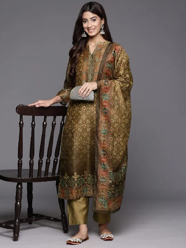 Olive Abstract Printed Straight Kurta Paired With Solid Bottom And Printed Dupatta Vskd31806