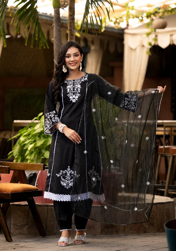 Varanga Ethnic Motif Thread Embroidered A-Line Kurta Lace Detailing With Afghani Bottom & Dupatta