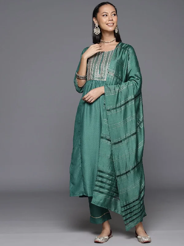 Varanga Sea Green Embroidered Kurta With Straight Pant And Dupatta