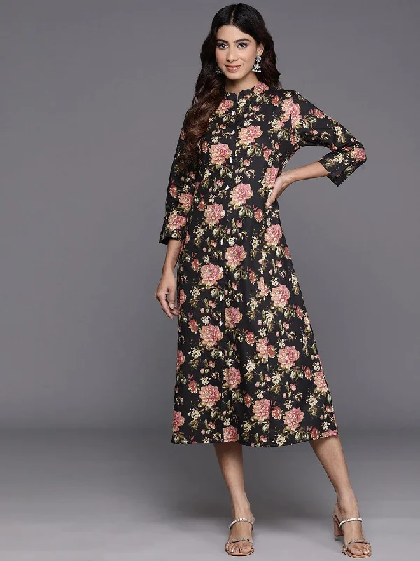 Varanga Women Black Floral Printed A-Line Dress