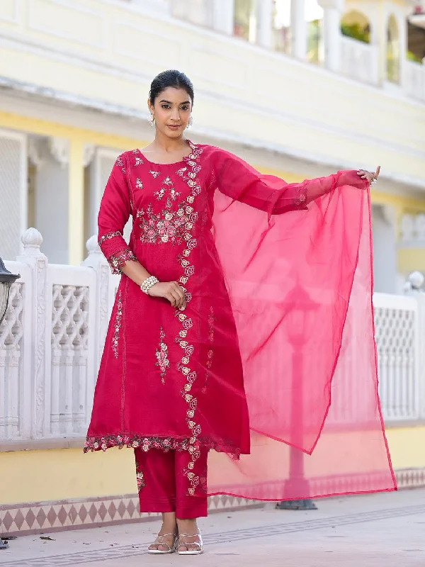 Varanga Women Fuchsia Pink Embroidered Scallop Detail Kurta Paired With Bottom And Dupatta