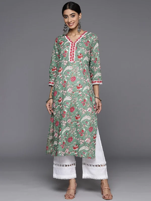 Varanga Women Green Floral Printed Straight Kurta With Three Quarter Sleeves