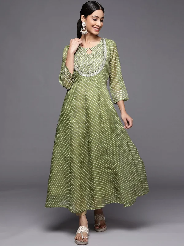 Varanga Women Green & White Leheriya Embroidered Indie Prints Anarkali Kurta