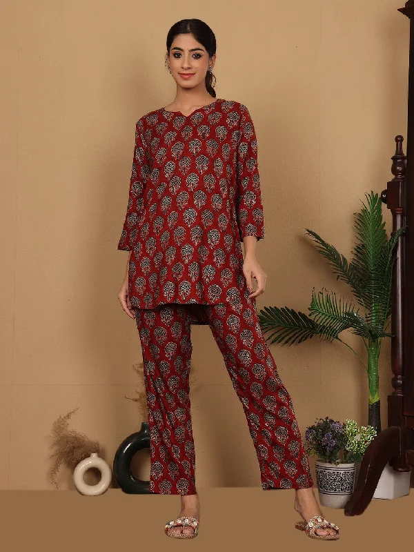 Varanga Women Maroon Floral Foil Printed Co-Ord Set