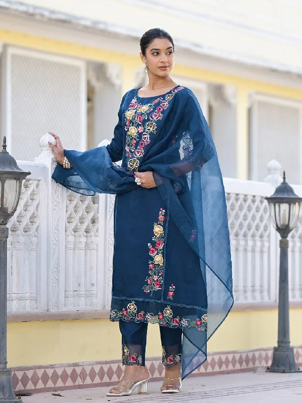 Varanga Women Navy Blue Embroidered Scallop Detail Kurta Paired With Bottom And Dupatta